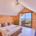 Orman Evi Ali's Bungalow *
